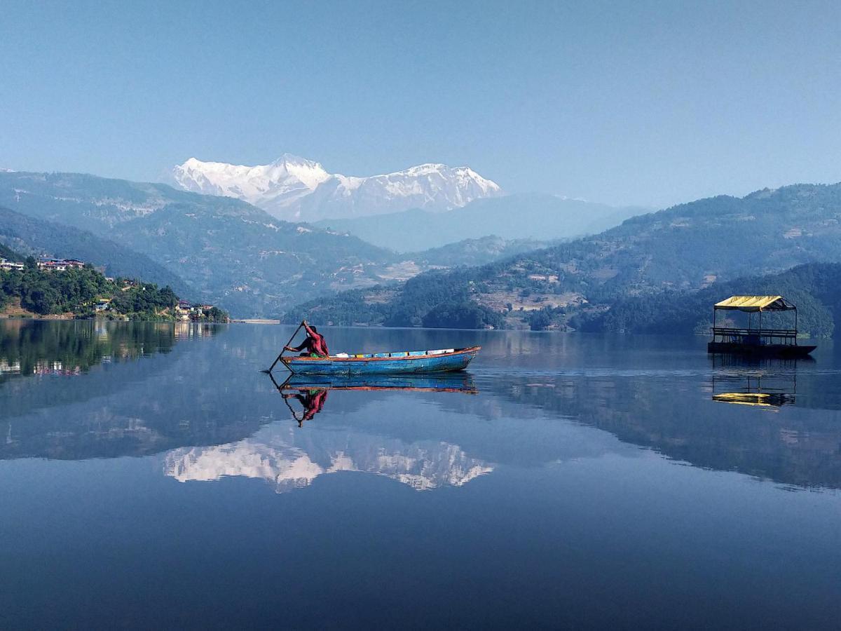 Pokhara Youth Hostel Exteriör bild