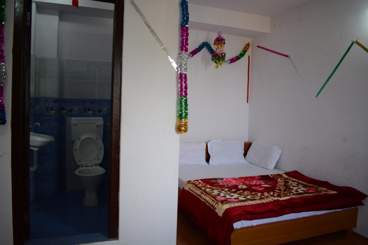 Pokhara Youth Hostel Exteriör bild