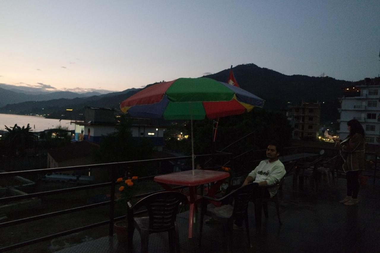 Pokhara Youth Hostel Exteriör bild