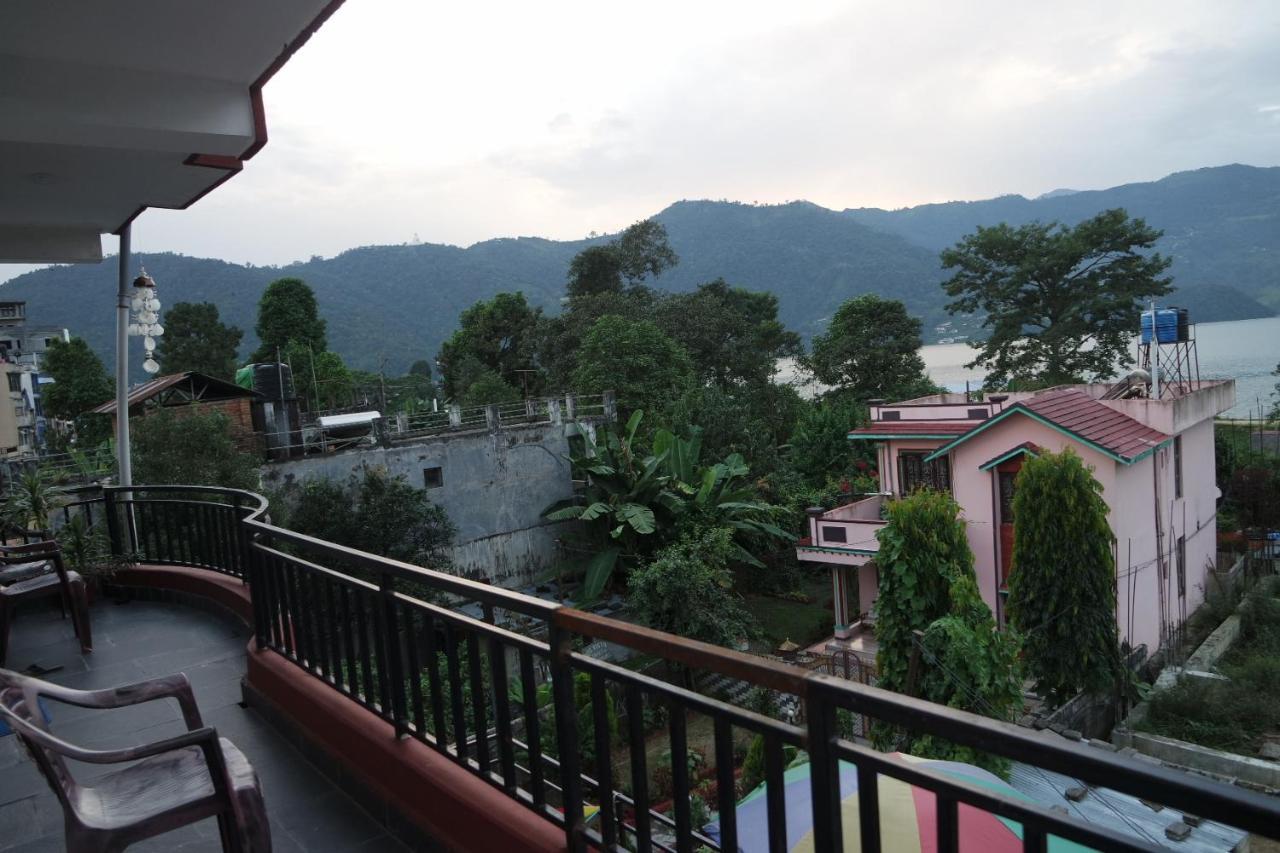 Pokhara Youth Hostel Exteriör bild