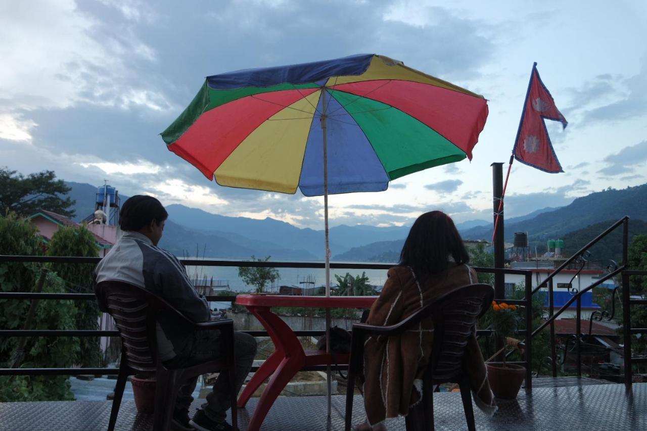 Pokhara Youth Hostel Exteriör bild