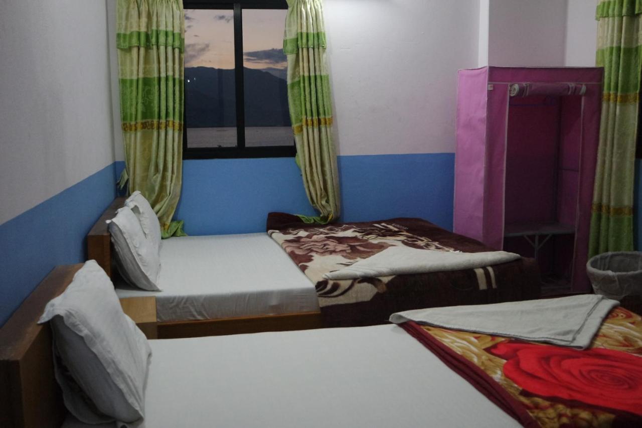 Pokhara Youth Hostel Exteriör bild