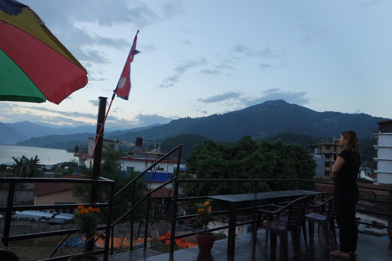 Pokhara Youth Hostel Exteriör bild