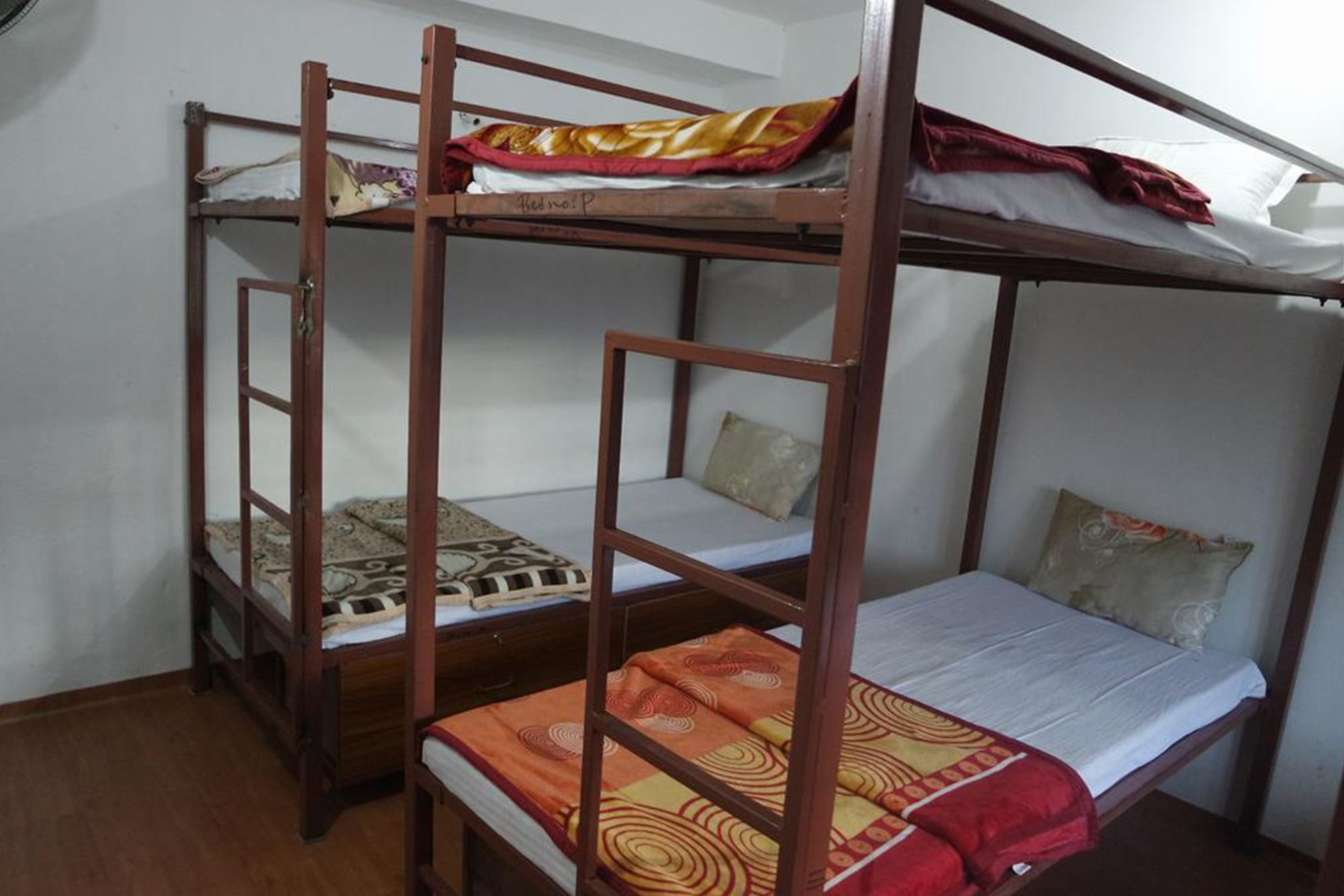 Pokhara Youth Hostel Exteriör bild