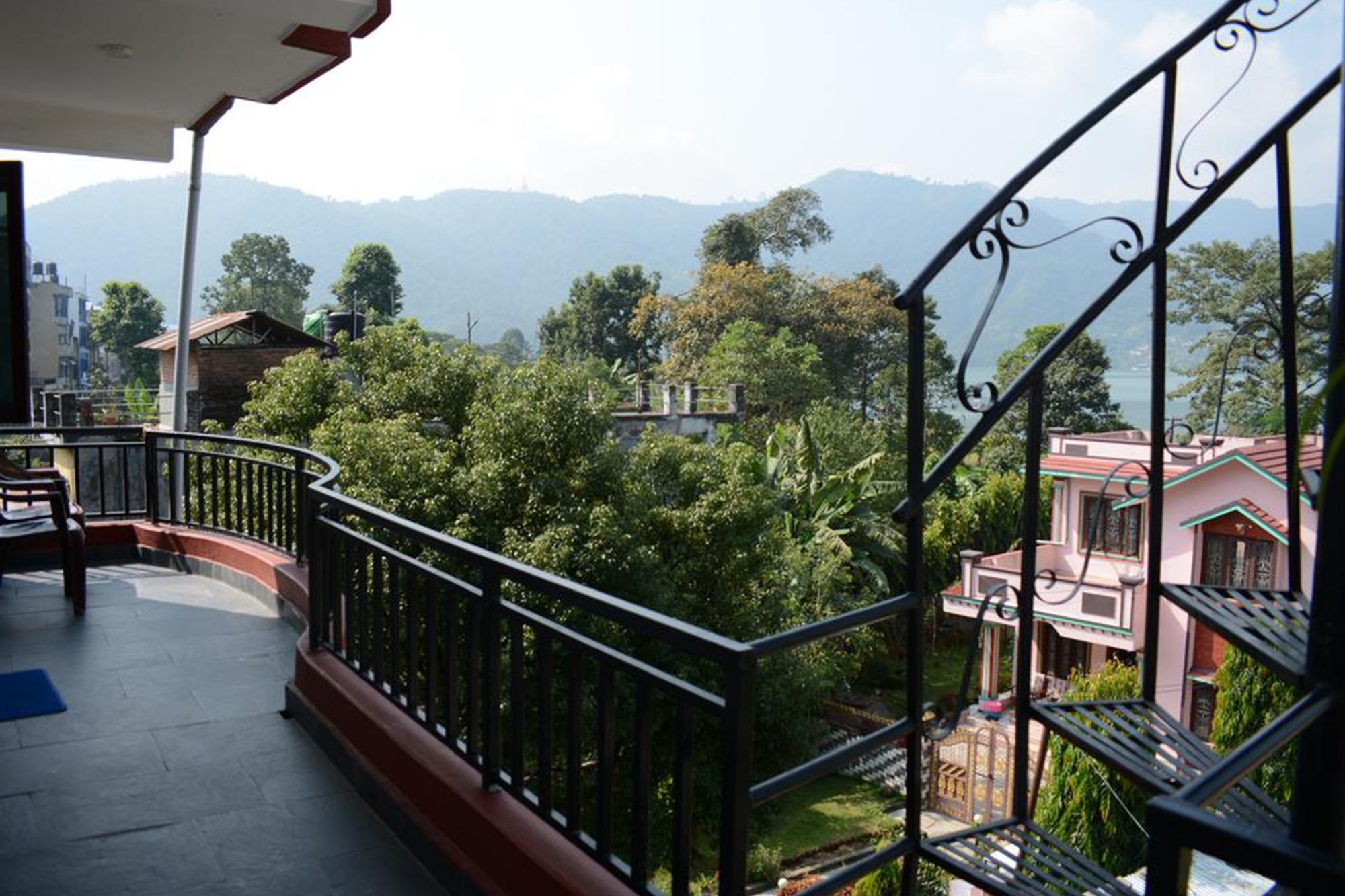 Pokhara Youth Hostel Exteriör bild